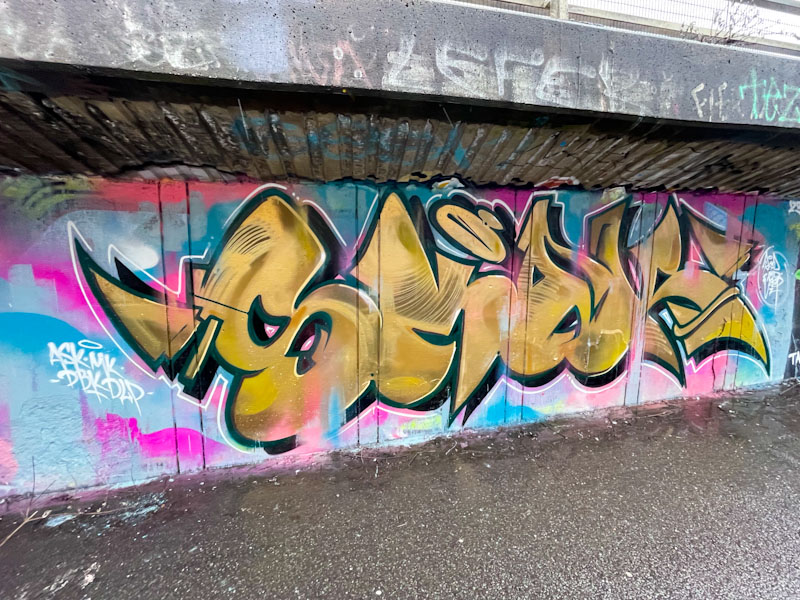 Smak, M32 Cycle path, Bristol, March 2023
