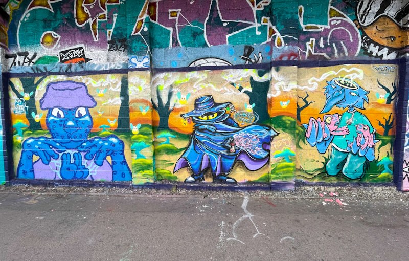 5204. M32 Cycle path&nbsp;(214)