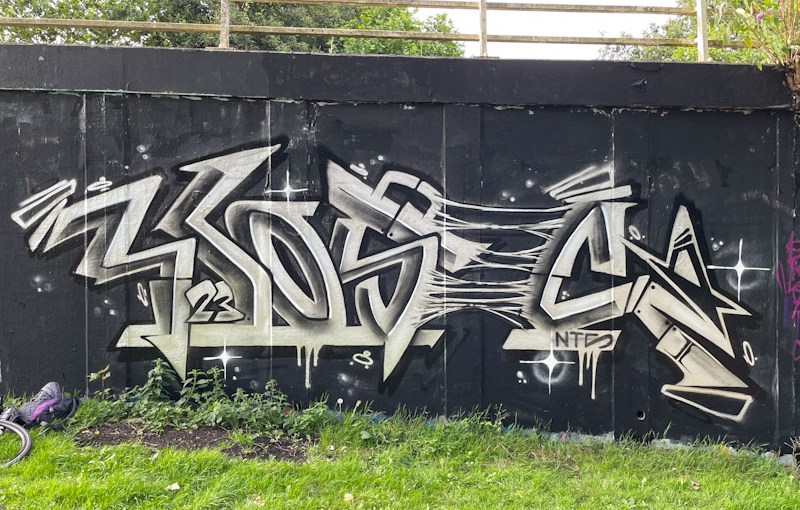 5391. M32 roundabout J3&nbsp;(498)