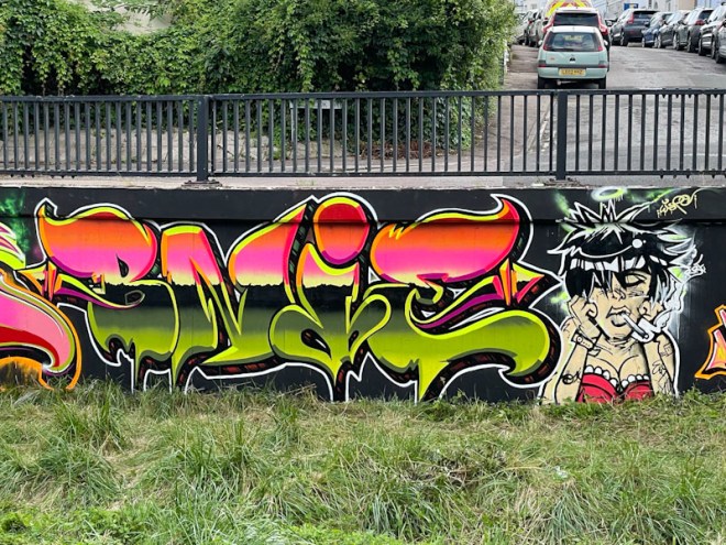 Bnie and Wispa, Cheltenham Paint Festival, Cheltenham, July 2023