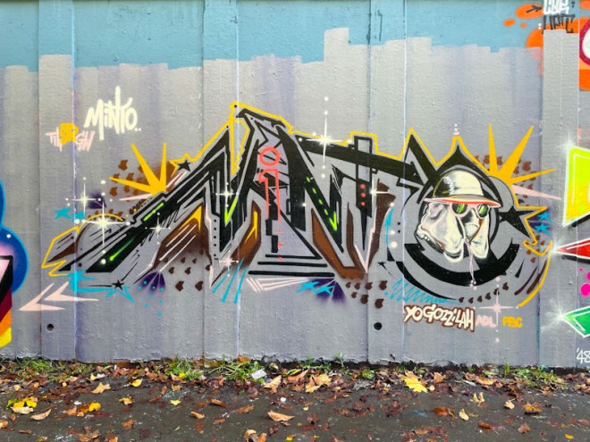 Minto, M32 roundabout, Bristol, November 2023