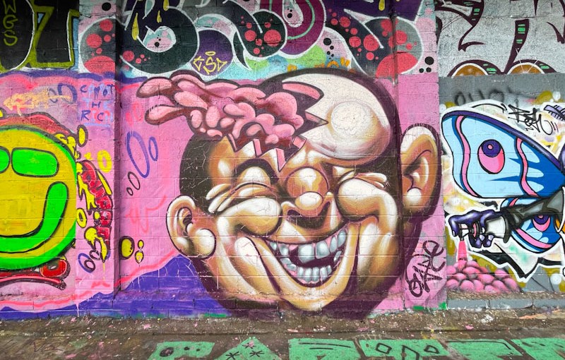 5716. M32 Cycle path&nbsp;(241)