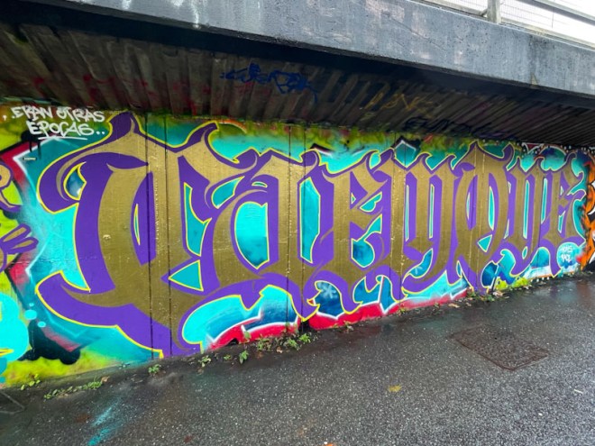 Todoaciem, M32 roundabout, Bristol, December 2023