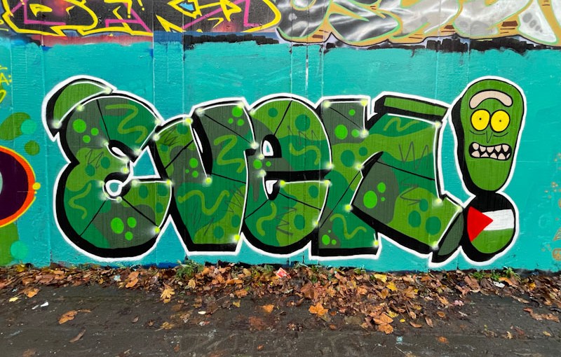 Evey, M32 roundabout, Bristol, December 2023