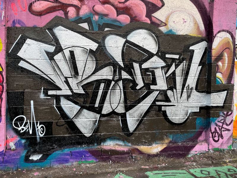 Benjimagneic, M32 Cycle path, Bristol, January 2024