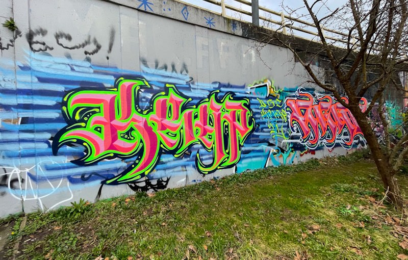 5834. M32 roundabout J3&nbsp;(553)