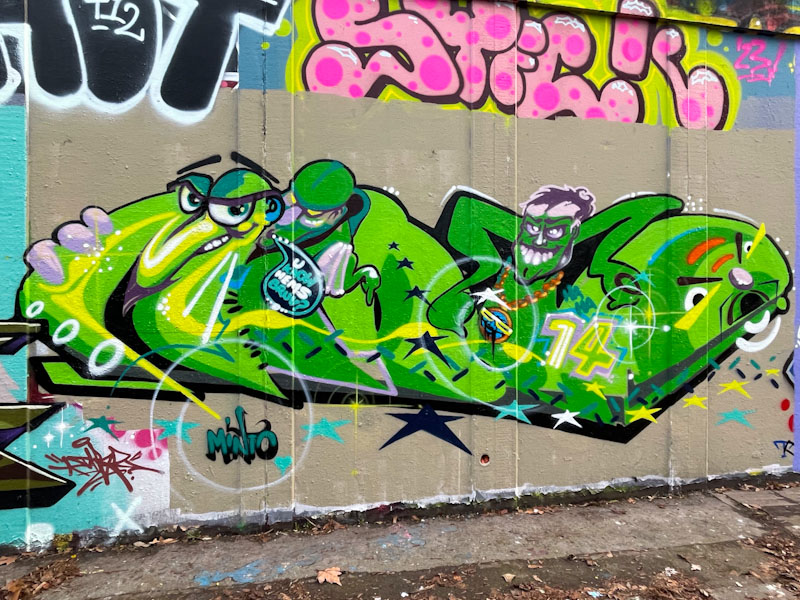 Minto, M32 roundabout, Bristol, February 2024