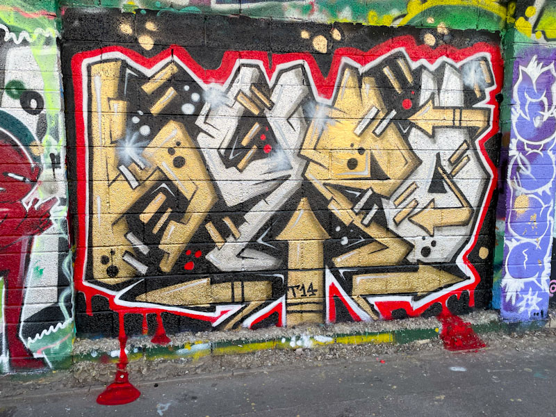 Hypo, M32 Cycle path, Bristol, June 2024