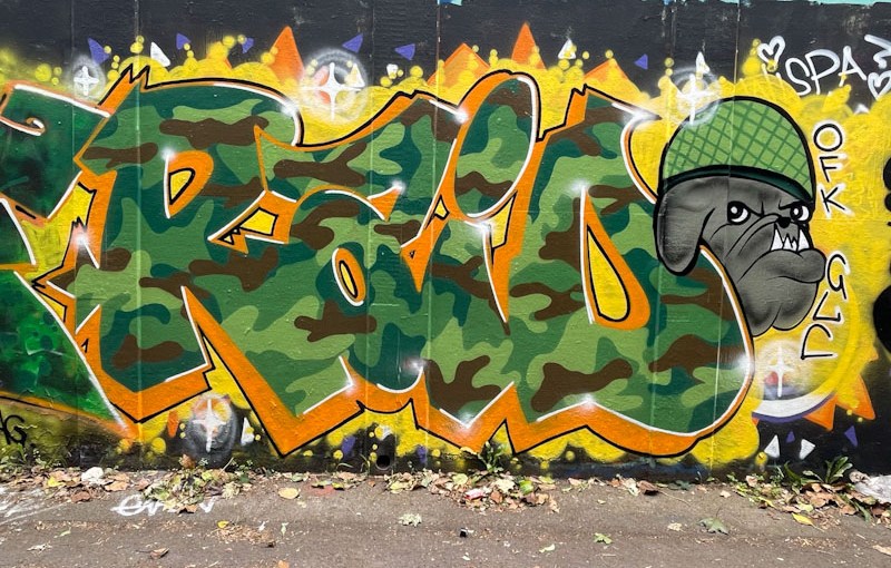 6253. M32 roundabout J3&nbsp;(608)