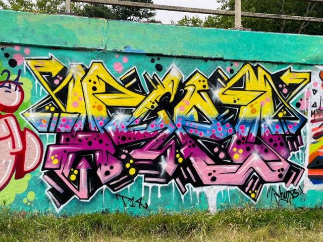 Hypo, M32 roundabout, Bristol, July 2024