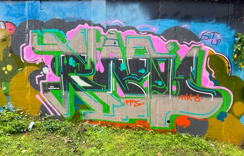 6400. M32 roundabout J3&nbsp;(627)