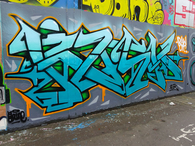 Rusk, M32 roundabout, Bristol, March 2020