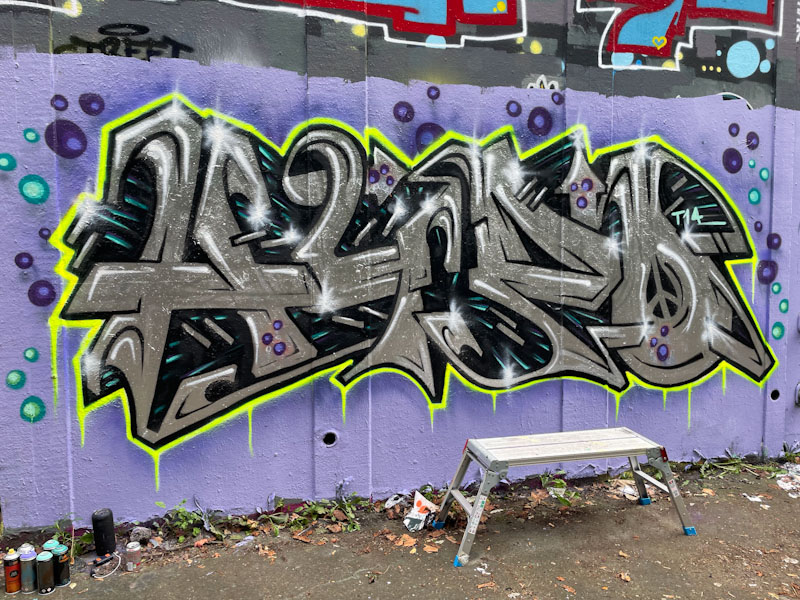 Hypo, M32 roundabout, Bristol, October 2024