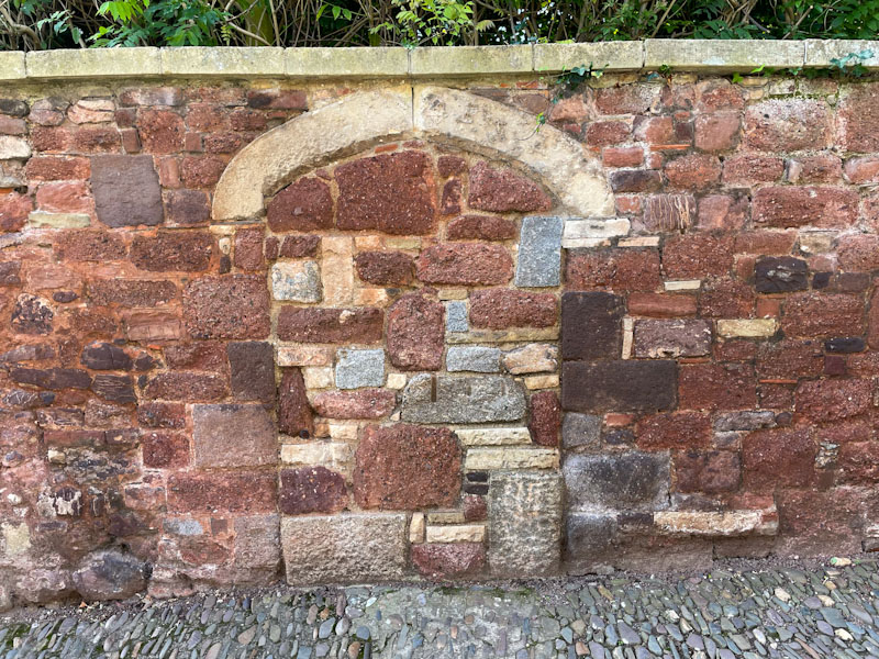 Ghost door in a wall, Exeter, October 2024