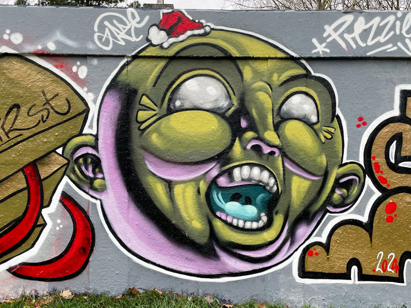 Zake, M32 roundabout, Bristol, December 2024