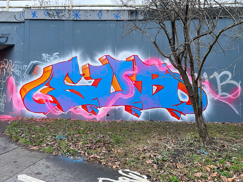 Sub, M32 roundabout, Bristol, December 2024