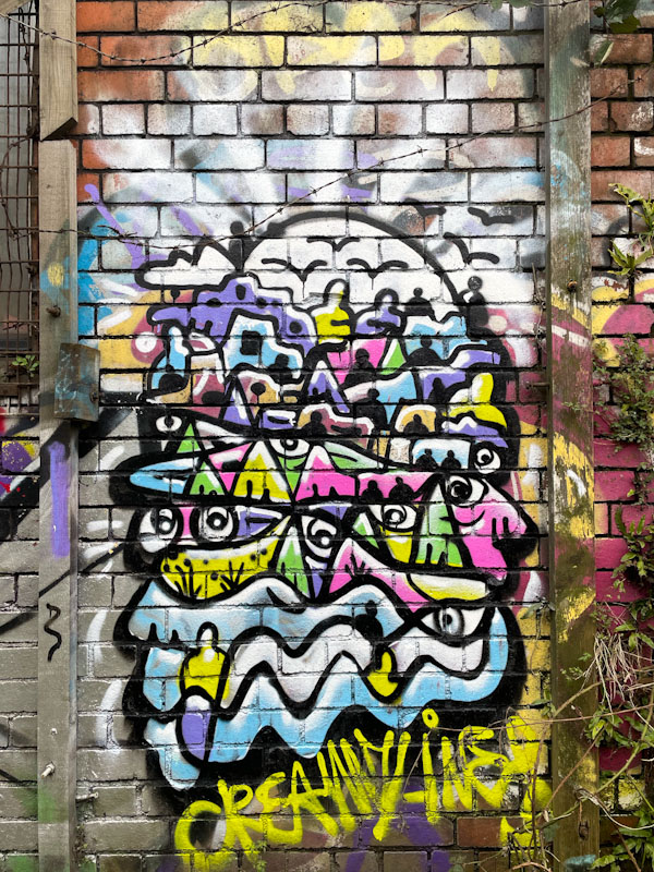 Creamylines, M32 Cycle path, Bristol, January 2025