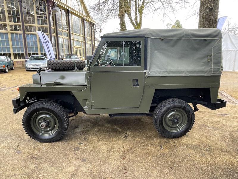 A classic Landrover with classic Landrover doors. At 16 I was taught to drive on one of these by my 14-year old cousin on my uncle's farm in Cornwall, Buxton, Derbyshire, April 2024