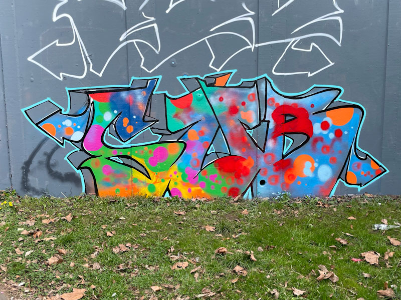 Sub, M32 roundabout, Bristol, March 2025