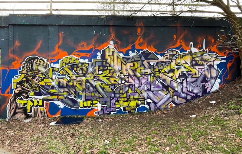 6843. M32 roundabout J3&nbsp;(671)