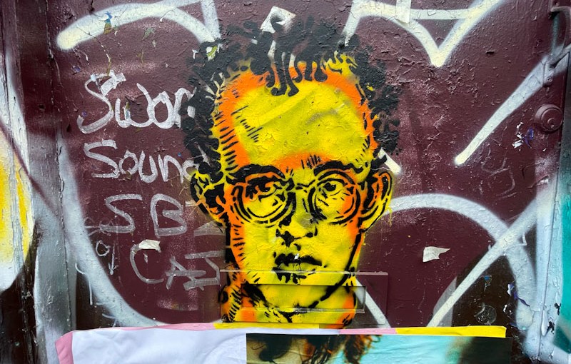 6906. Moon Street&nbsp;(107)