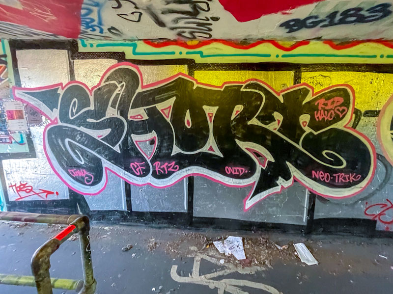 Short, M32 roundabout, Bristol, April 2025