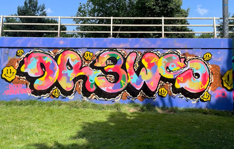 7015. M32 roundabout J3&nbsp;(695)