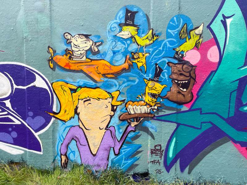 Posh, M32 roundabout, Bristol, May 2025