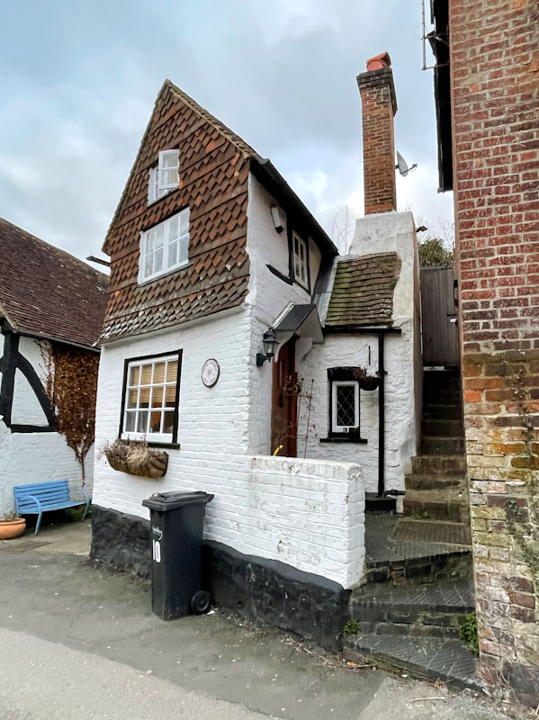Small cottage and gabled front door, Mill Lane, Godalming, Surrey, March 2025
