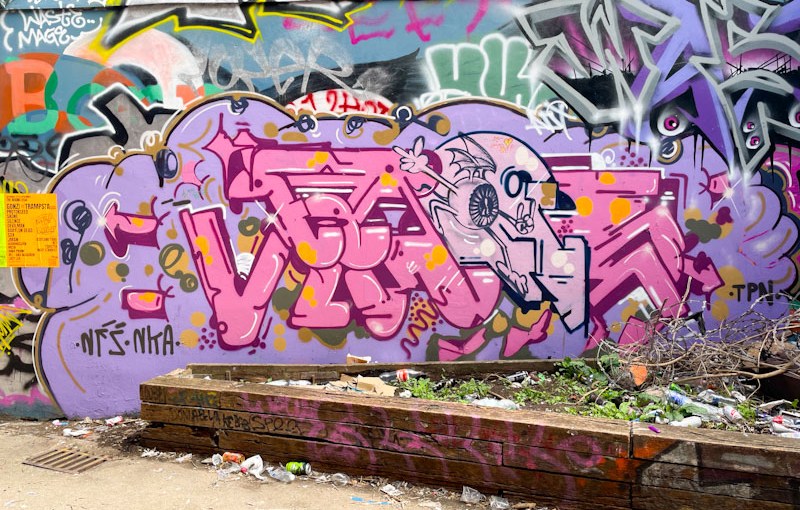 7133. M32 Cycle path&nbsp;(295)