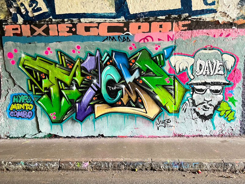 Hypo and Minto, St Werburghs, Bristol, August 2025