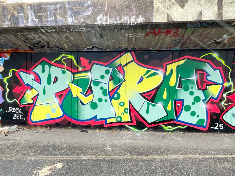 Pura Decadencia, M32 Cycle path, Bristol, August 2025