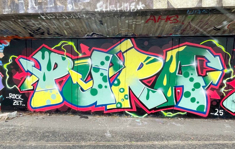 7163. M32 Cycle path&nbsp;(297)