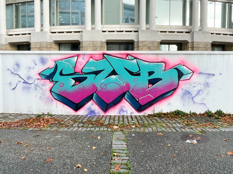 Sub, Monarch's Way, Bristol, October 2025