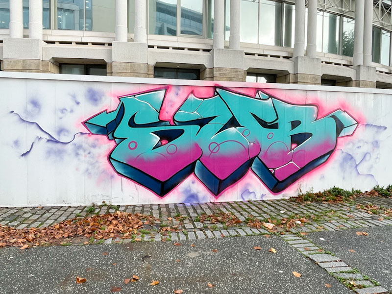 Sub, Monarch's Way, Bristol, October 2025