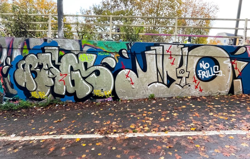 Bags and Biers, M32 roundabout, Bristol, November 2025