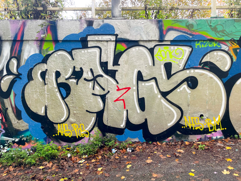 Bags, M32 roundabout, Bristol, November 2025