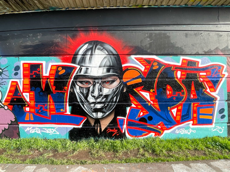 Wispa and Jody, Cumberland Basin, Bristol, November 2025