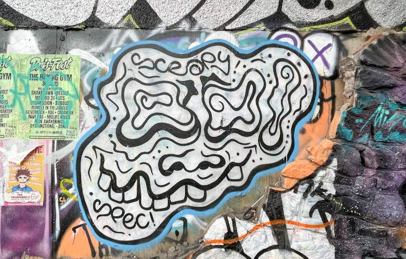 7357. M32 Cycle path&nbsp;(300)