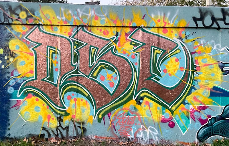 Stivs, M32 roundabout, Bristol, November 2025