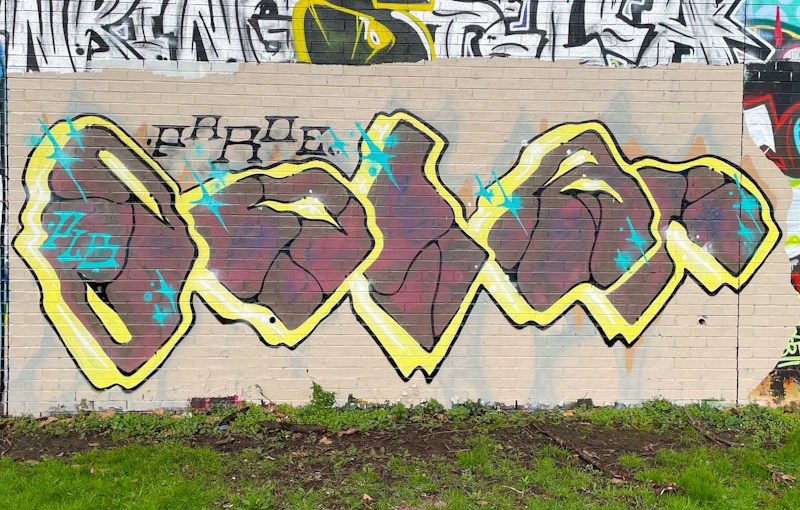 7511. Sparke Evans Park&nbsp;(143)