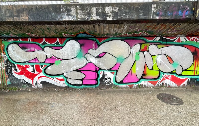 Vermo, M32 Cycle path, Bristol, April 2026