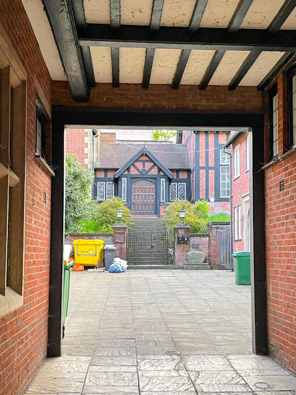 Grand door and gate, Bellstone, Shrewsbury, Shropshire, April 2025