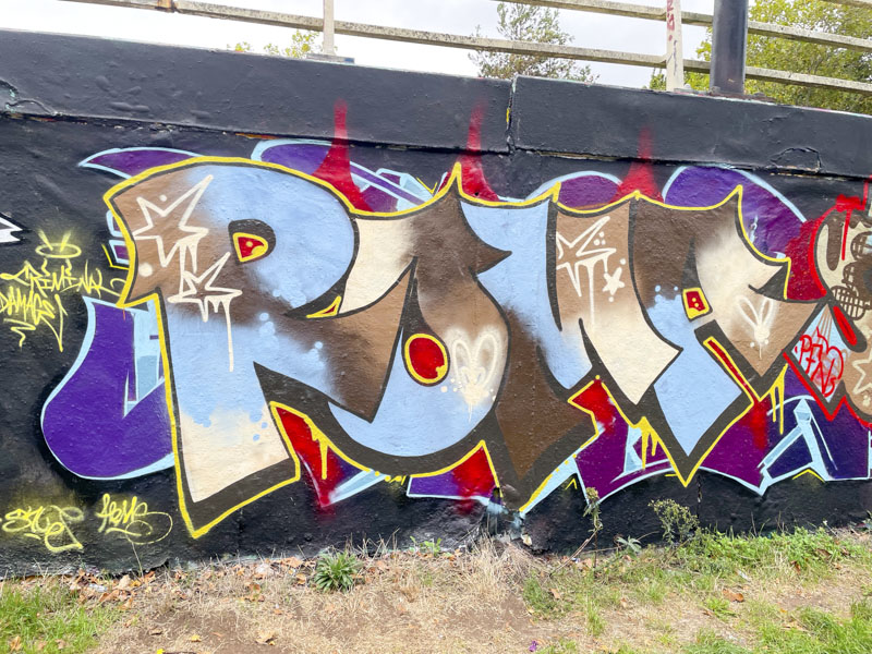 Roma, M32 roundabout, Bristol, October 2026